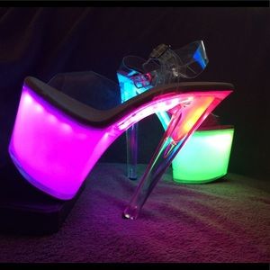 Aura Heels Glowing Lights Pleaser Taboo sz 6 NEW